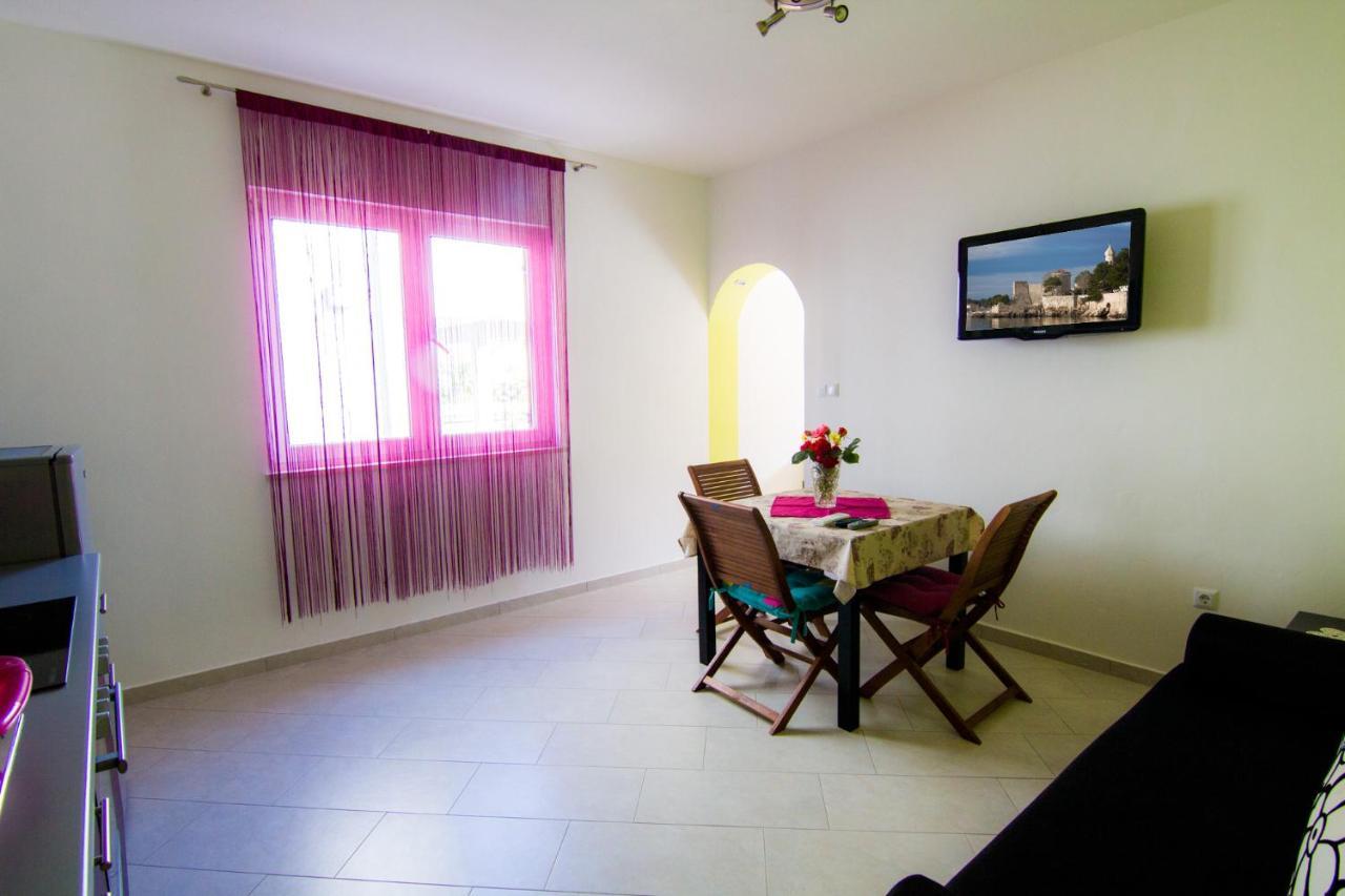 Apartment Kirby Krk Town Exterior photo